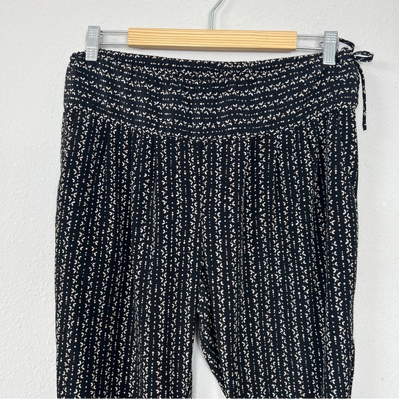 Hatch Jensie Maternity Pants Size 2-Black with blush/cream print - Picture 3 of 10